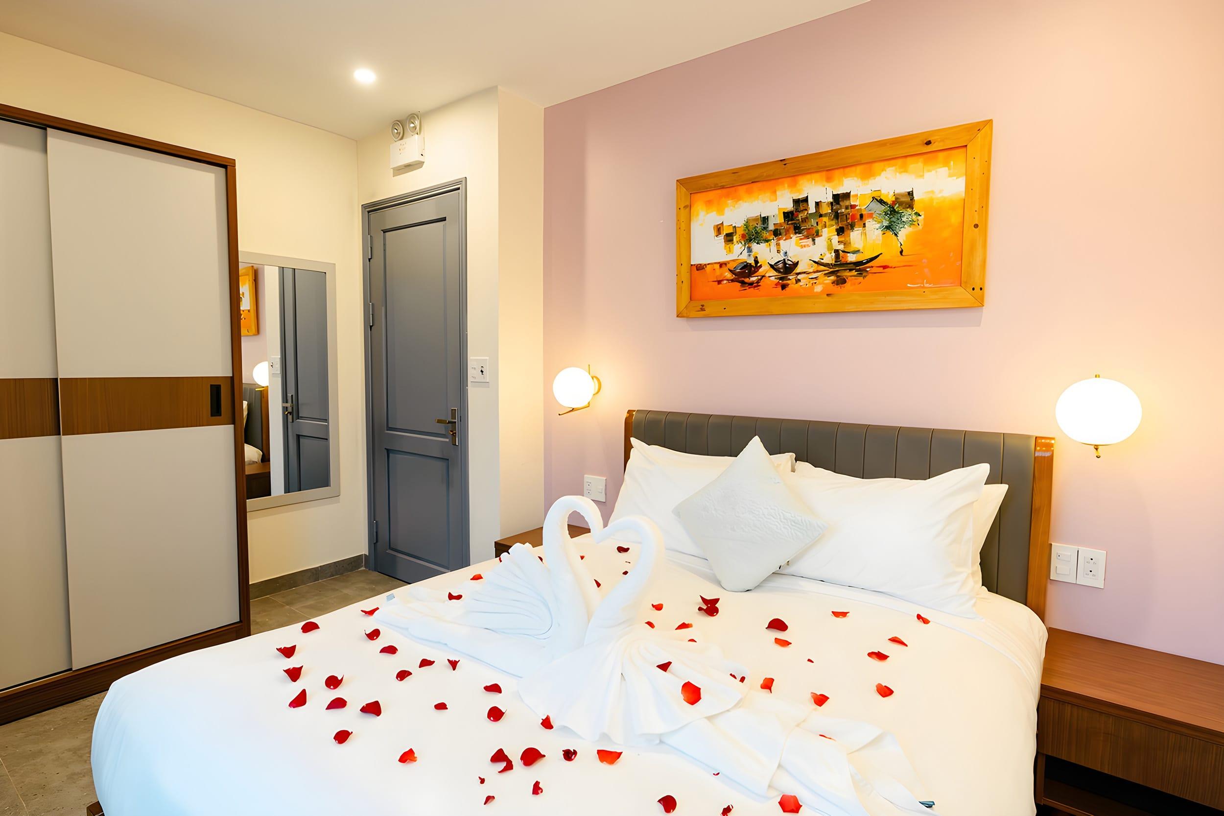 Full 2 Bed Deluxe 2