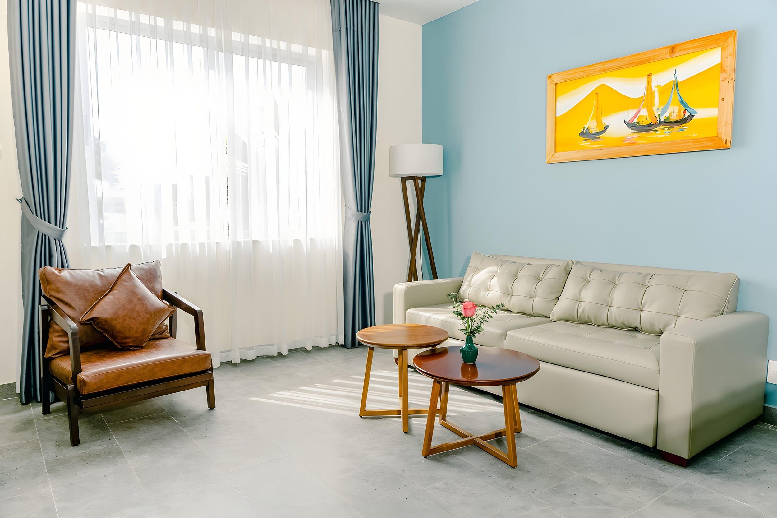 Full 2 Bed Penthouse 2