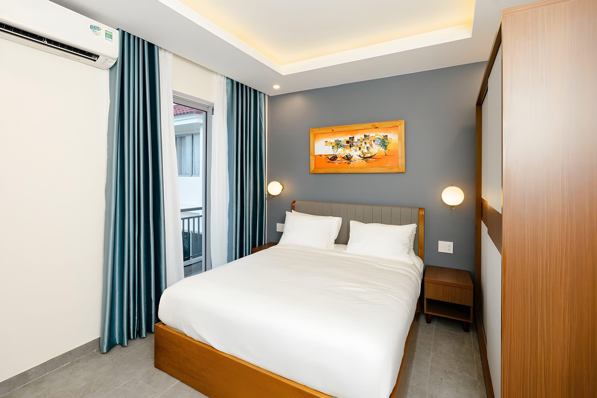 Full 2 Bed Penthouse 5